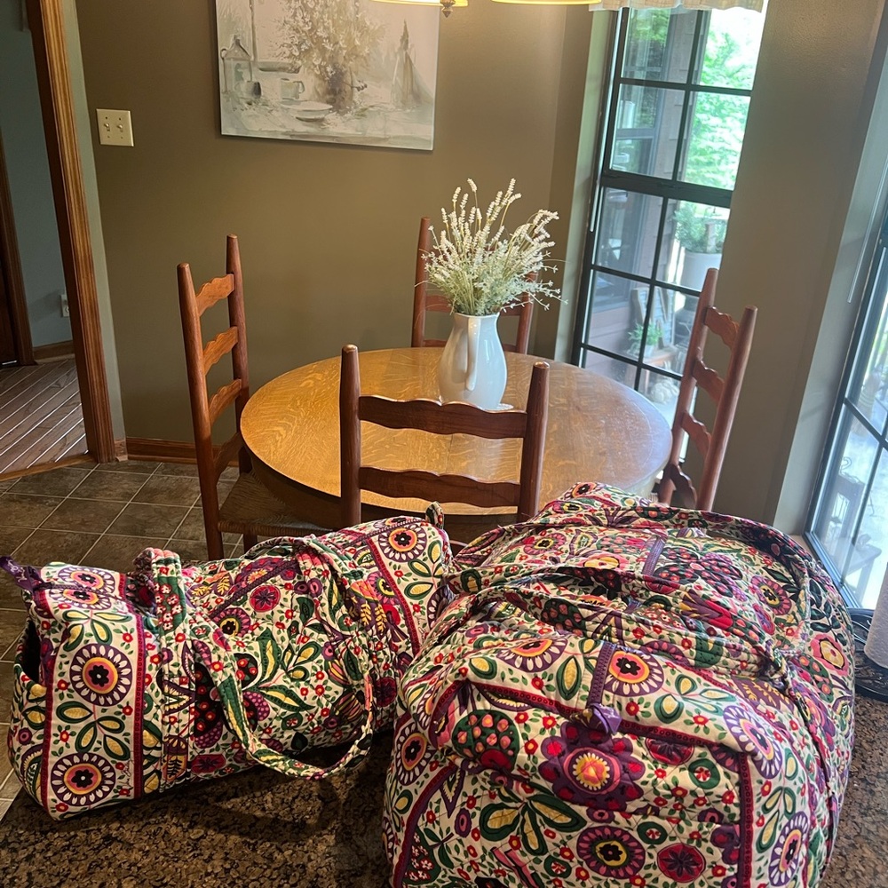 Vera Bradley Travel Set- Pattern Viva La Vera